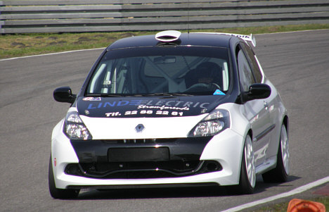 Christian Siepmann har overtaget Claus Christensen's Clio Cup racer.